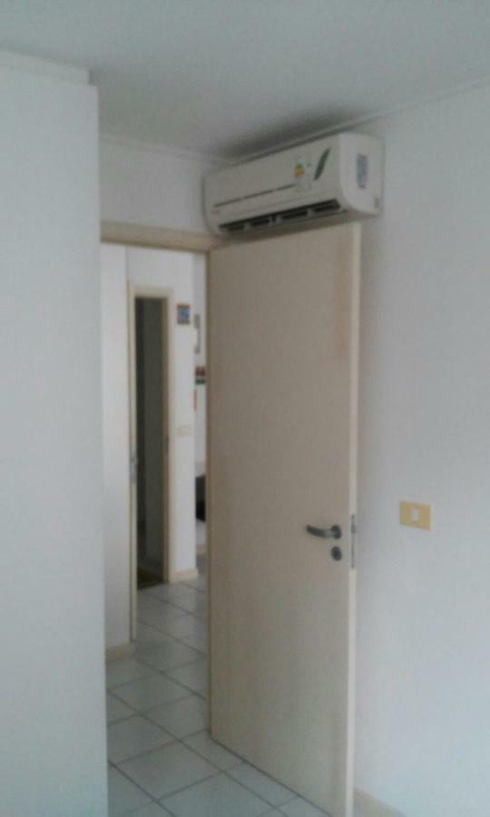Na BEIRA DE PAJUCARA EDIFICIO NEO 2 APARTAMENTO COM 2 QUARTOS CONSUMO ELETRICO É PAGO NO CKECK-OUT Maceió Exterior foto